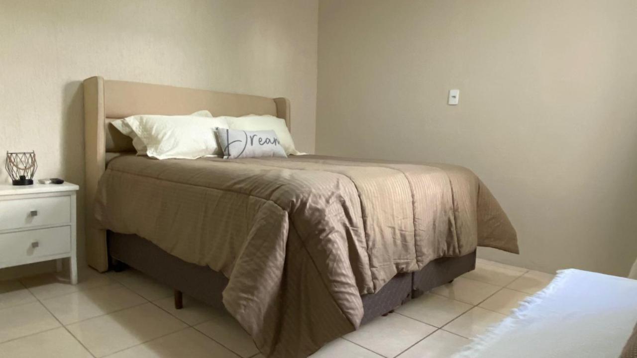 Casa De Praia Top! Beto Carrero, 500M Do Parque, Com Piscina E Sinuca, 1 Suite E 2 Quartos, 3Bwc, A 300M Da Praia, Churrasqueira E Estacionamento Privado Penha  Εξωτερικό φωτογραφία