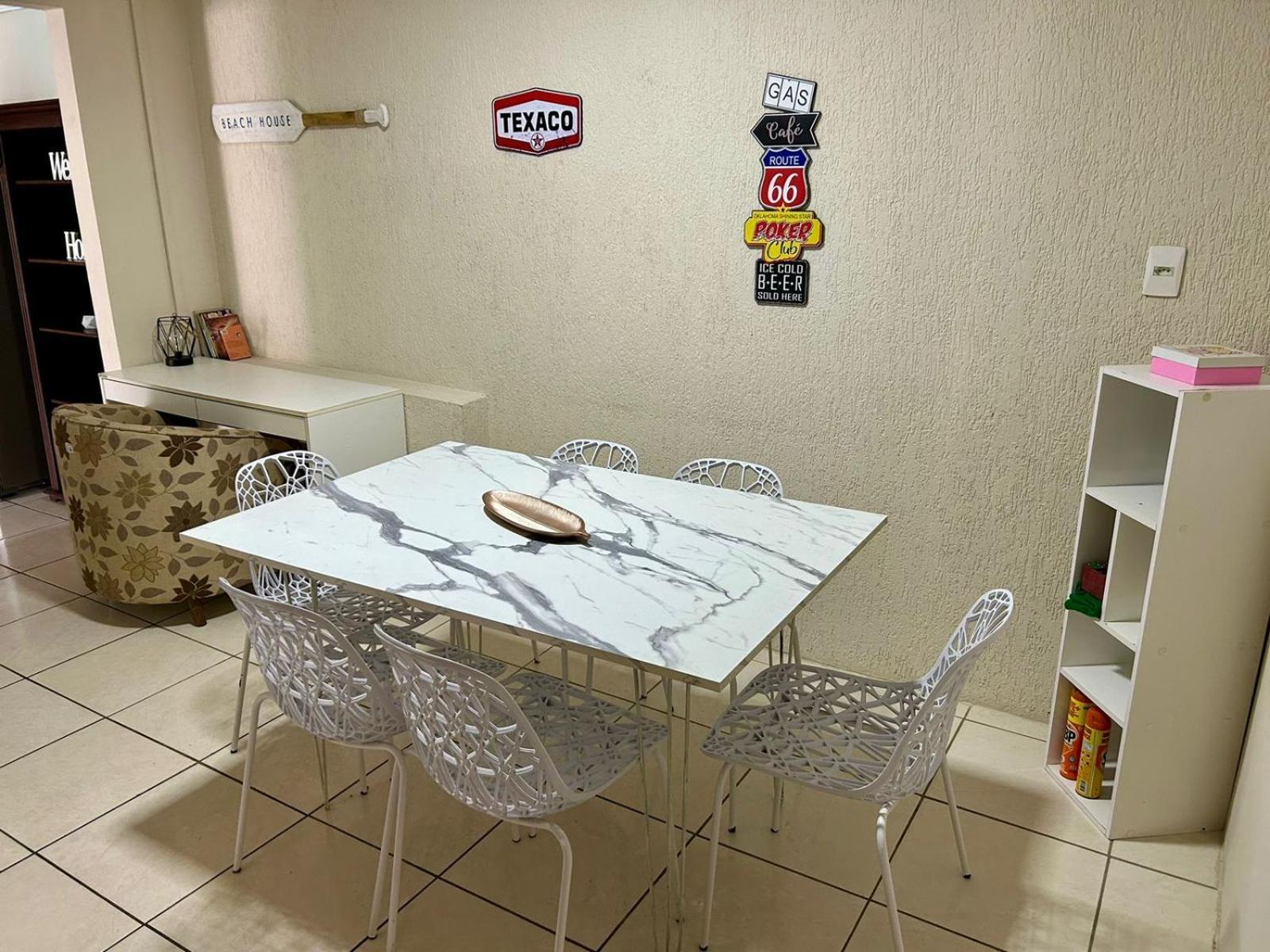 Casa De Praia Top! Beto Carrero, 500M Do Parque, Com Piscina E Sinuca, 1 Suite E 2 Quartos, 3Bwc, A 300M Da Praia, Churrasqueira E Estacionamento Privado Penha  Εξωτερικό φωτογραφία